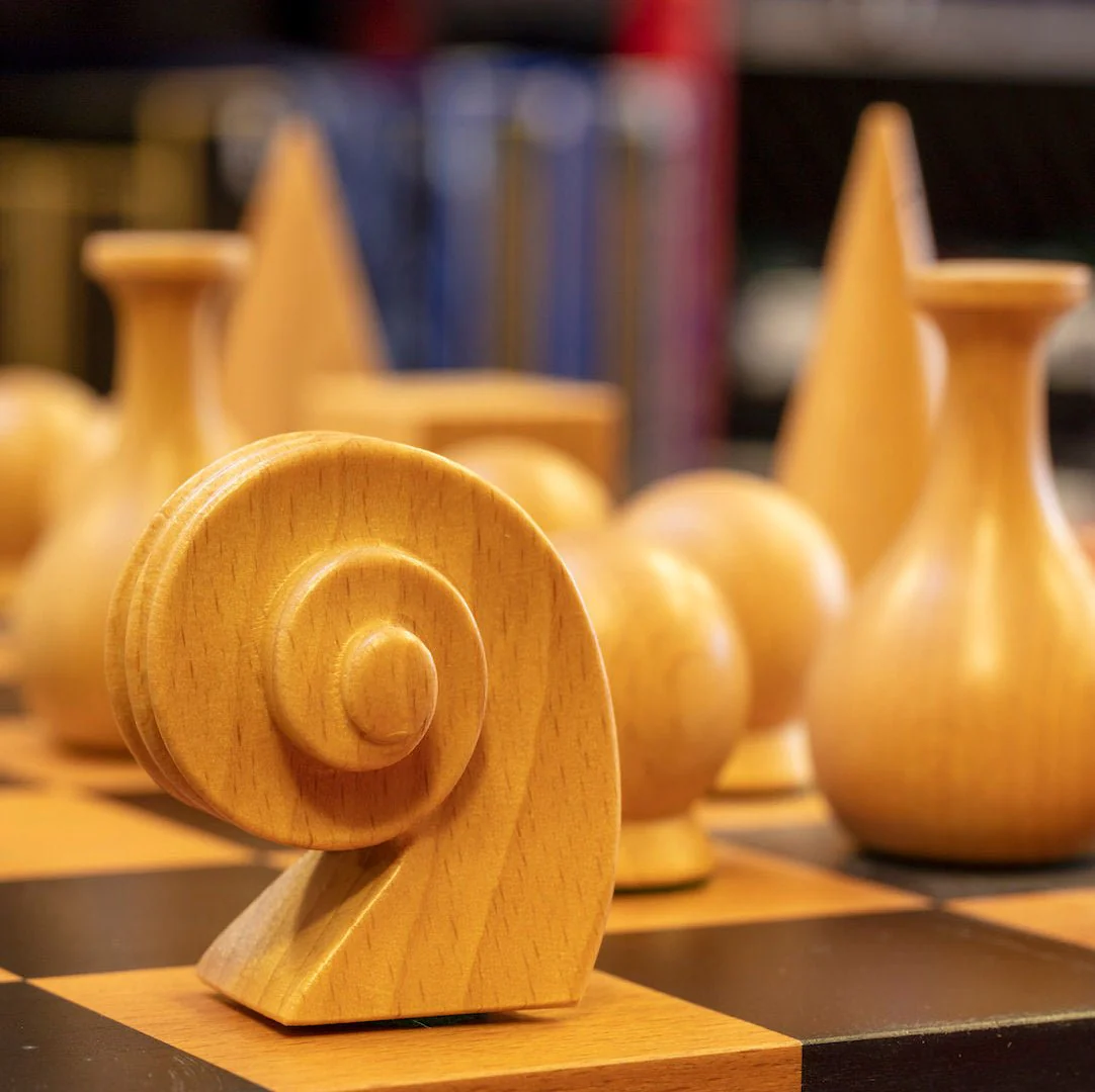 Ensemble jeu d'échecs en Hêtre et Bolivar - Man Ray - Image 7